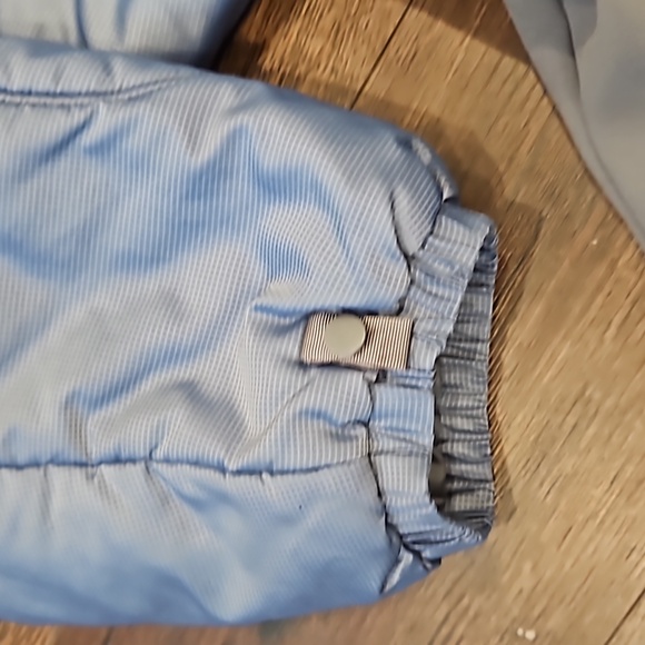 The North Face  light blue primalpft jacket - Picture 7 of 14